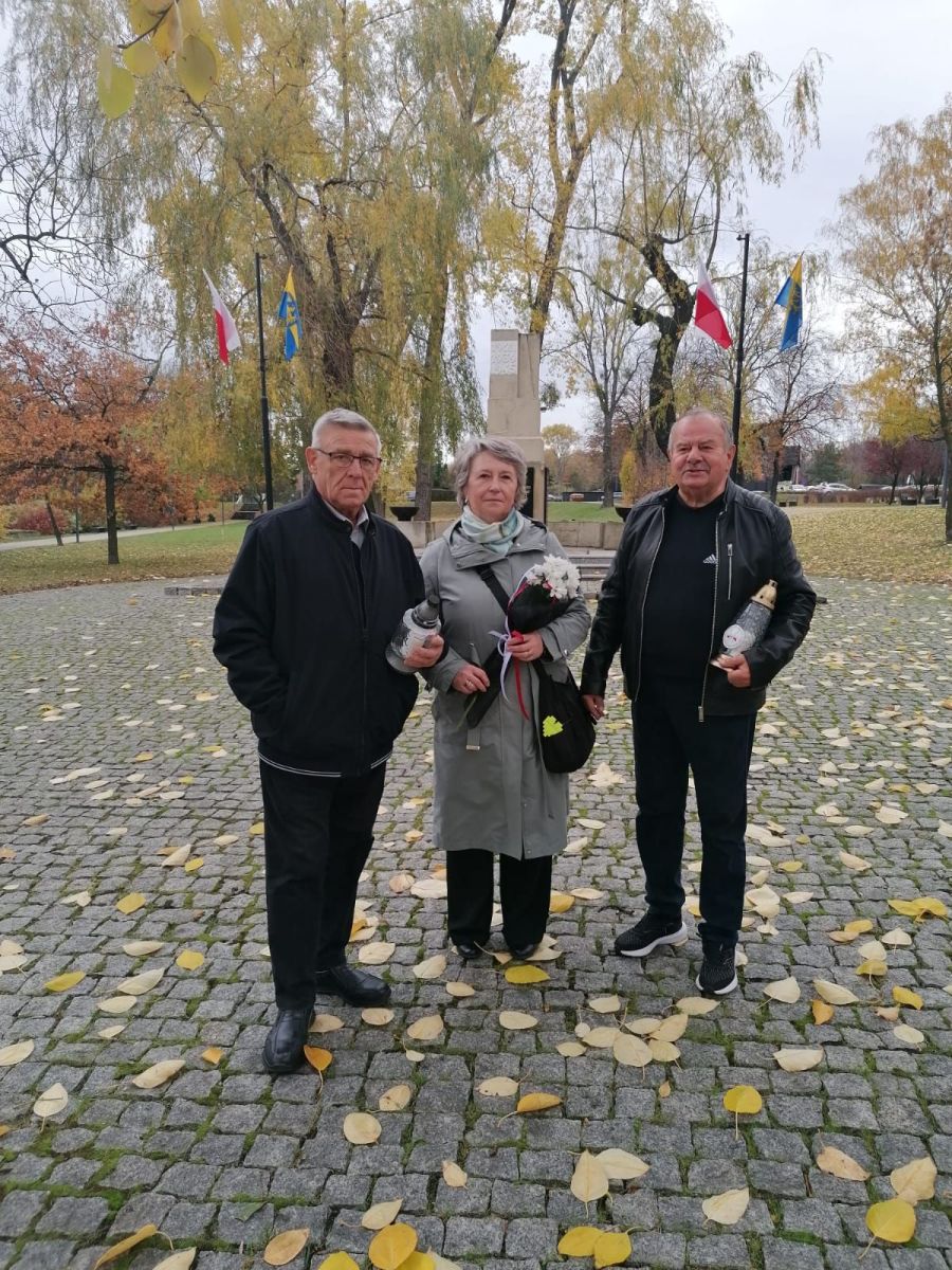 Skwer Fojkisa oraz cmentarz - 2025-10-30