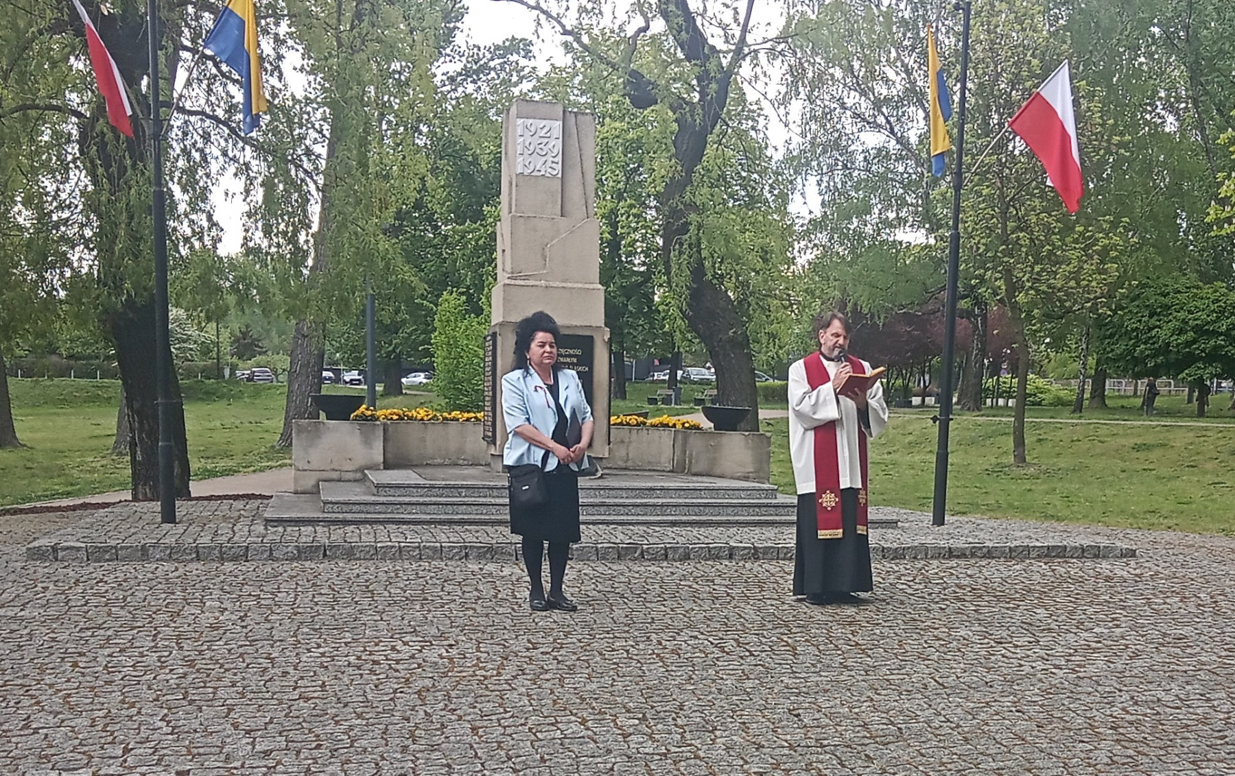 Uroczystości pod pomnikiem - 2026-05-07