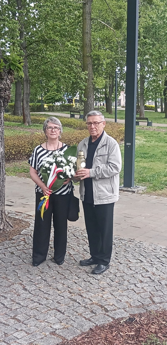 Uroczystości pod pomnikiem - 2026-05-07